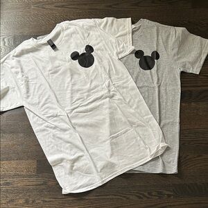 Gildan White and Gray Short Sleeve Tees